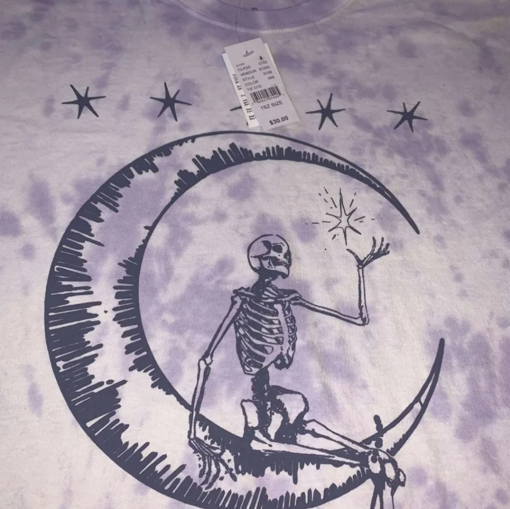 Desert Dreamer Skeleton & Moon Oversized - Picture 4 of 5